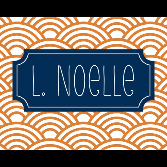 Meet your Posher, Candice - Picture 2 of 2